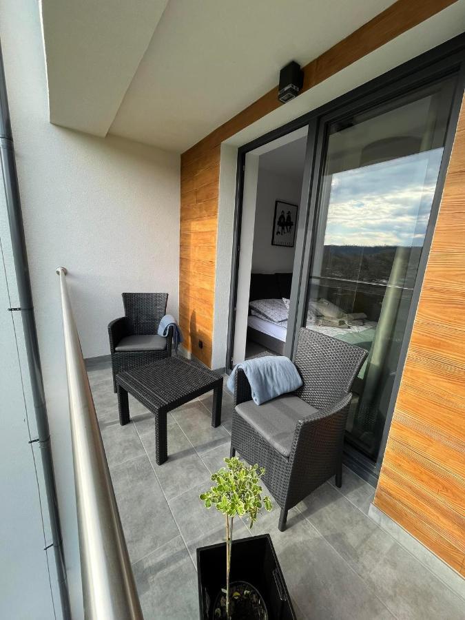 Apartament W Dolinie Sanu Lesko Buitenkant foto